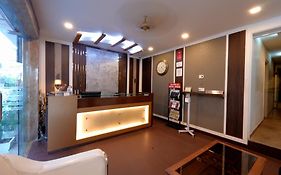 Hotel Opera Delhi Airport